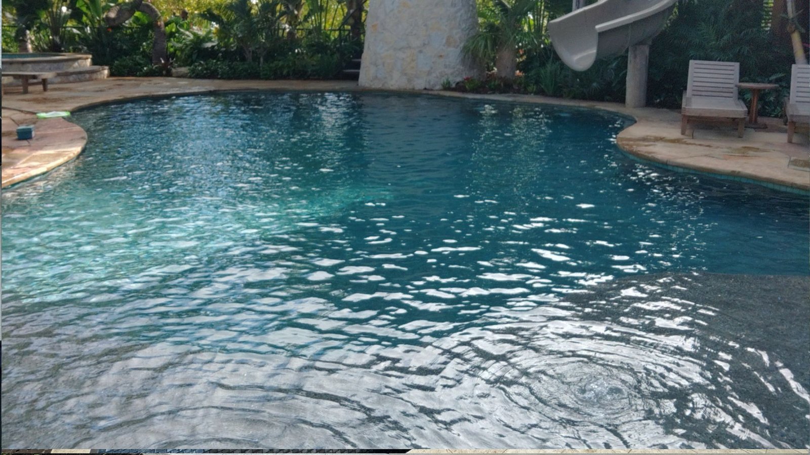 Luxury pool build