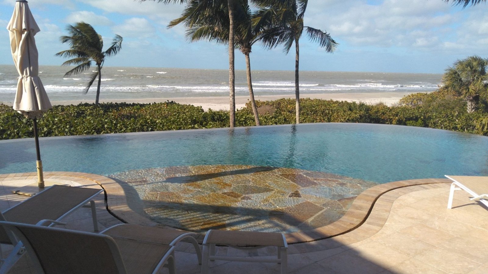 Why Building a Custom Pool in Naples Requires the Right Contractor